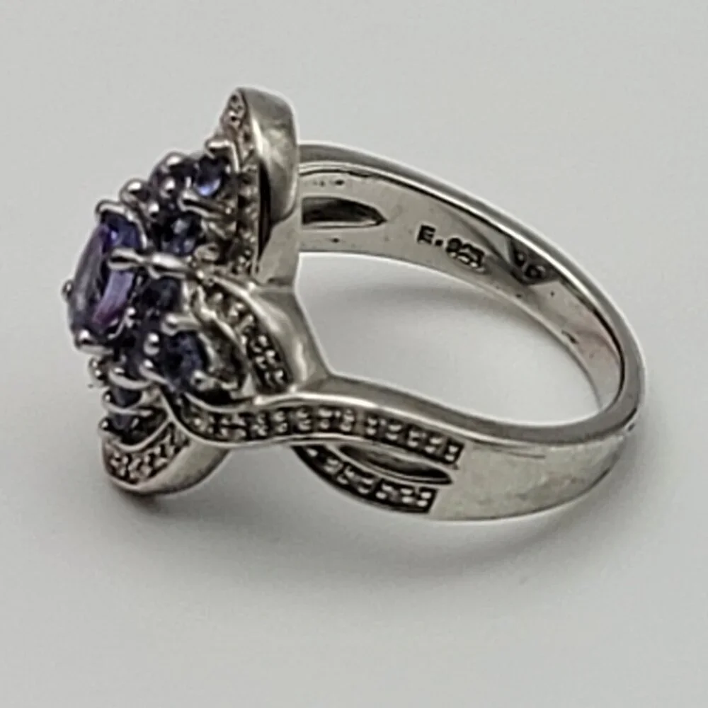 Vintage 925 Sterling Silver And Amethyst Cocktail Ring Size 8